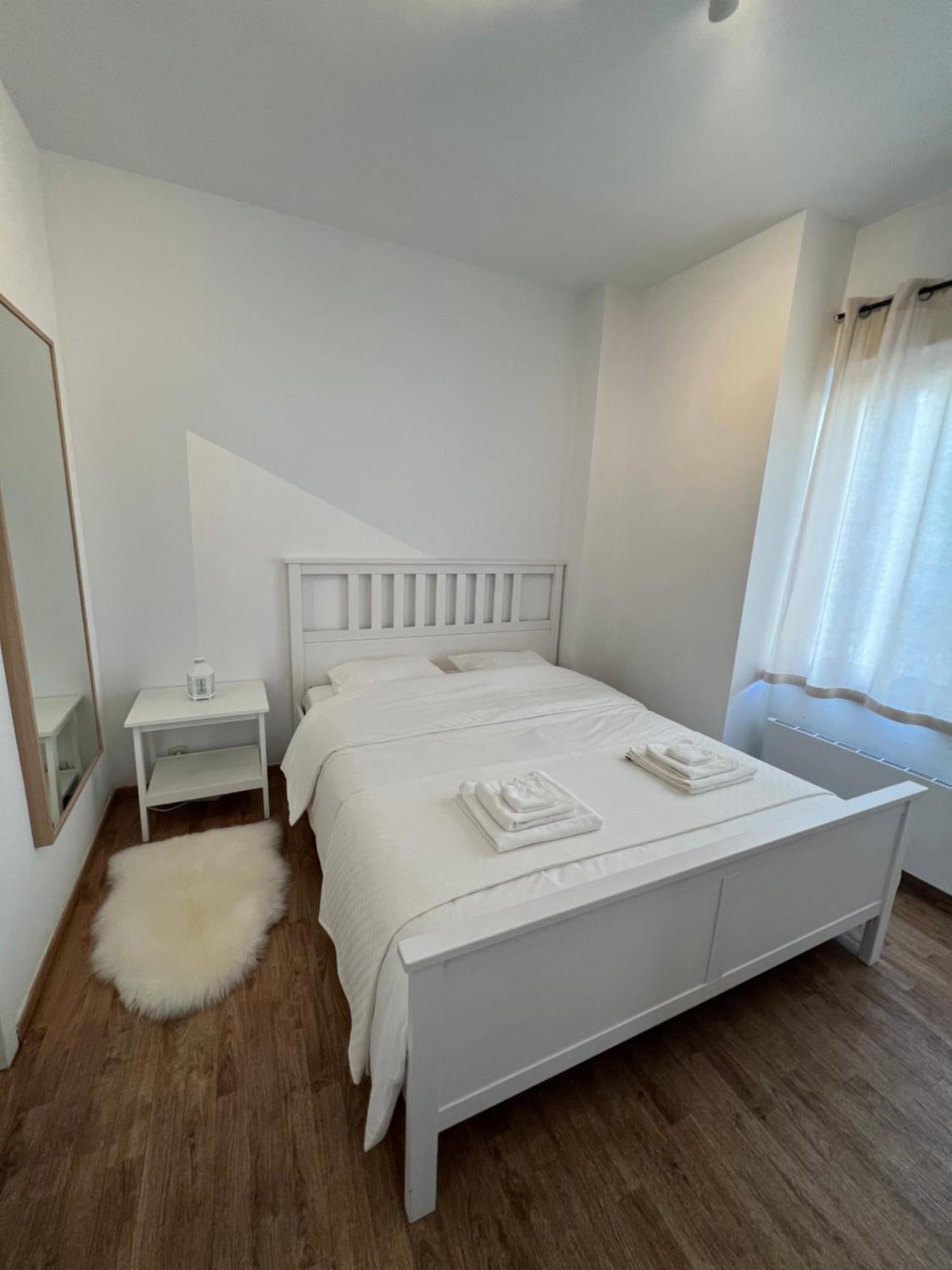 Appartement Lumineux Dans Un Quartier Anime Bruxelles Exterior foto